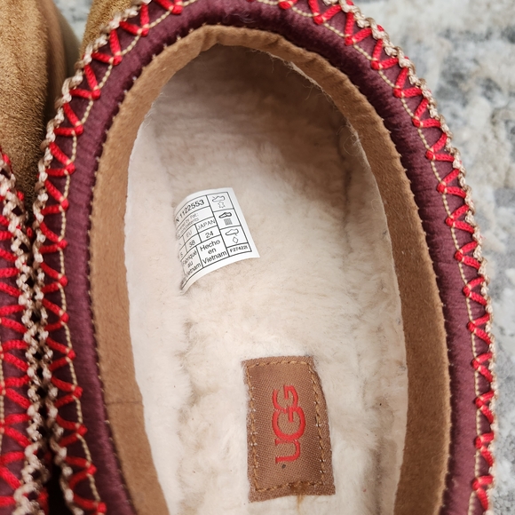 UGG Brown Suede Slippers with Red Stitching - Picture 4 of 8